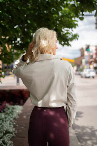 GRAVITY breaking free pullover