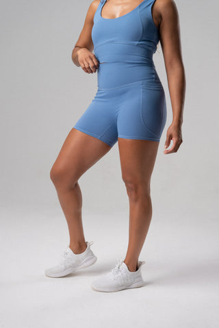 Angela is 5'2, Waist 27.5", Wearing Small