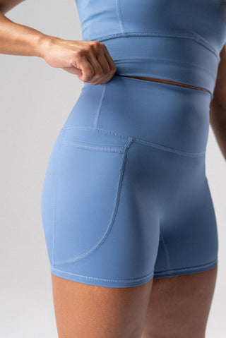 Angela is 5'2, Waist 27.5", Wearing Small