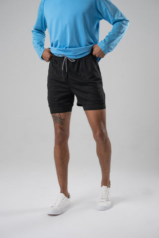Geo is 6', Waist 30", Wearing Medium