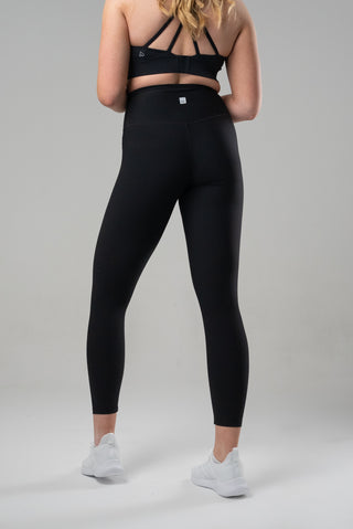 Abby is 5'10, Waist 29", Wearing Medium
