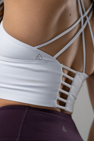 Maggie is 5'6, Bust 32B, Wearing Small