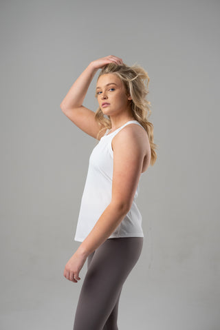 Abby is 5'10, Bust 37B, Wearing Medium