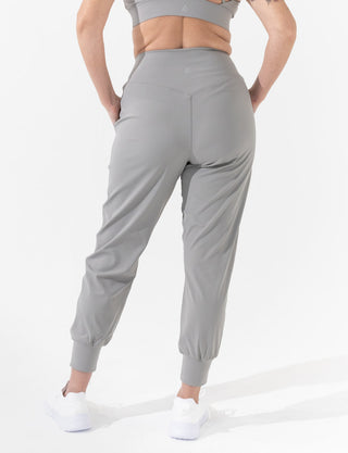 resilient gravity joggers 25"