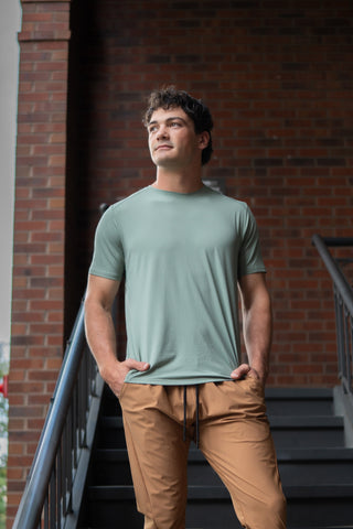 ALIVE strong tee