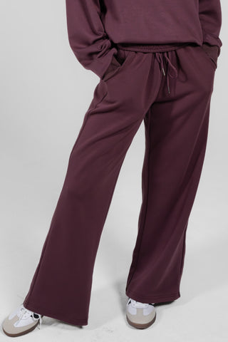 rest LUX wide leg jogger