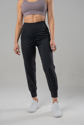 GRAVITY resilient jogger