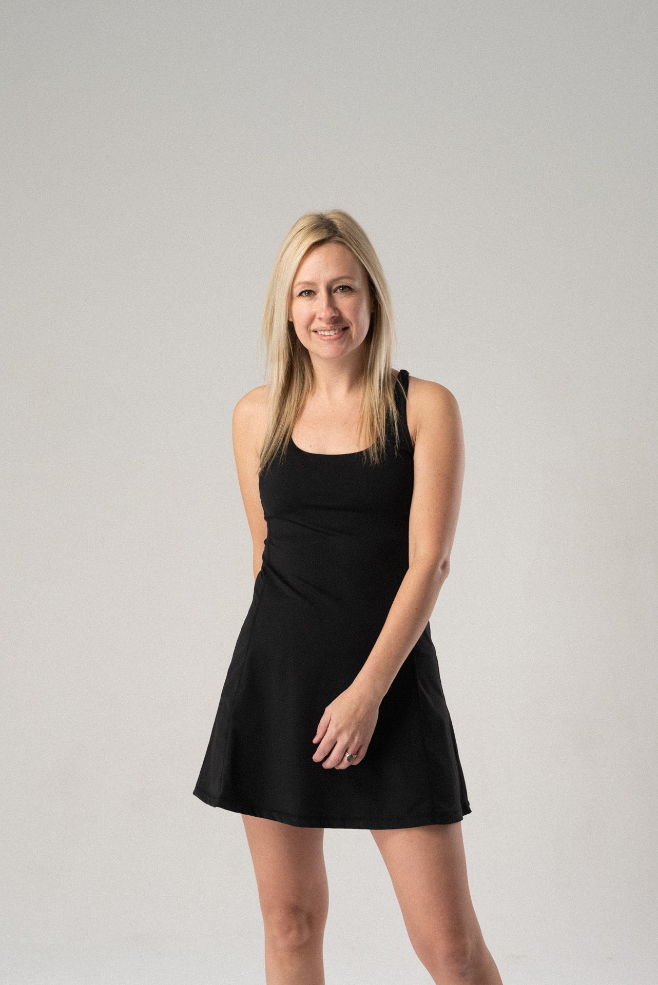 GRAVITY powerfully wild tennis dress Black / Medium GRAVITY powerfully wild tennis dress Black / Medium
